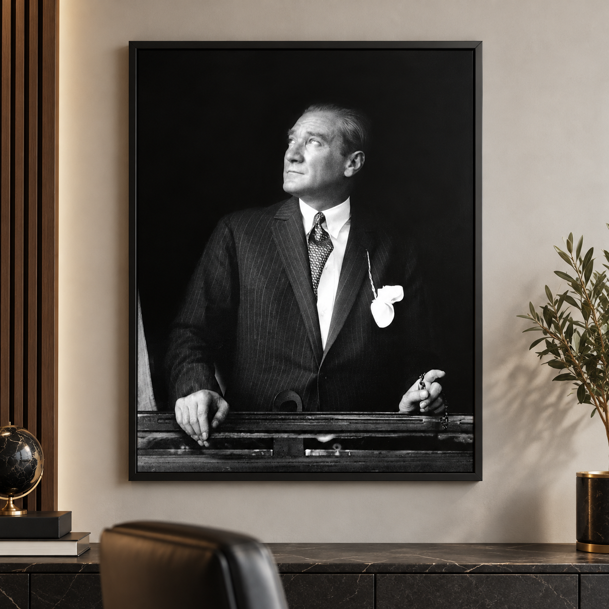 Atatürk Portresi – Siyah Beyaz Kanvas Baskı Tablo
